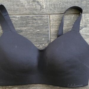 #591 Lululemon athletica Black Bra